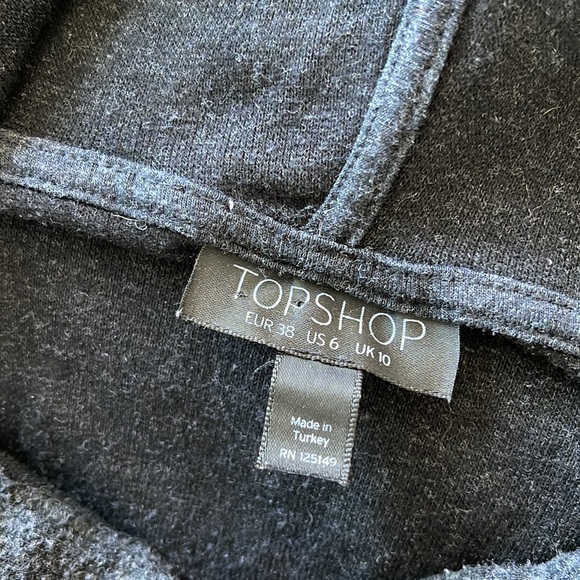 TopShop | ‘Memphis 72’ Graphic | Charcoal Sweatshirt | Size 6 - Picture 6 of 6